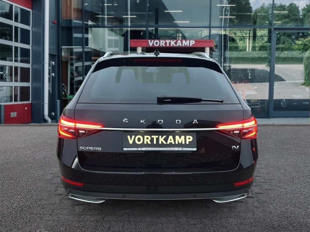 Hoofdafbeelding Škoda Superb