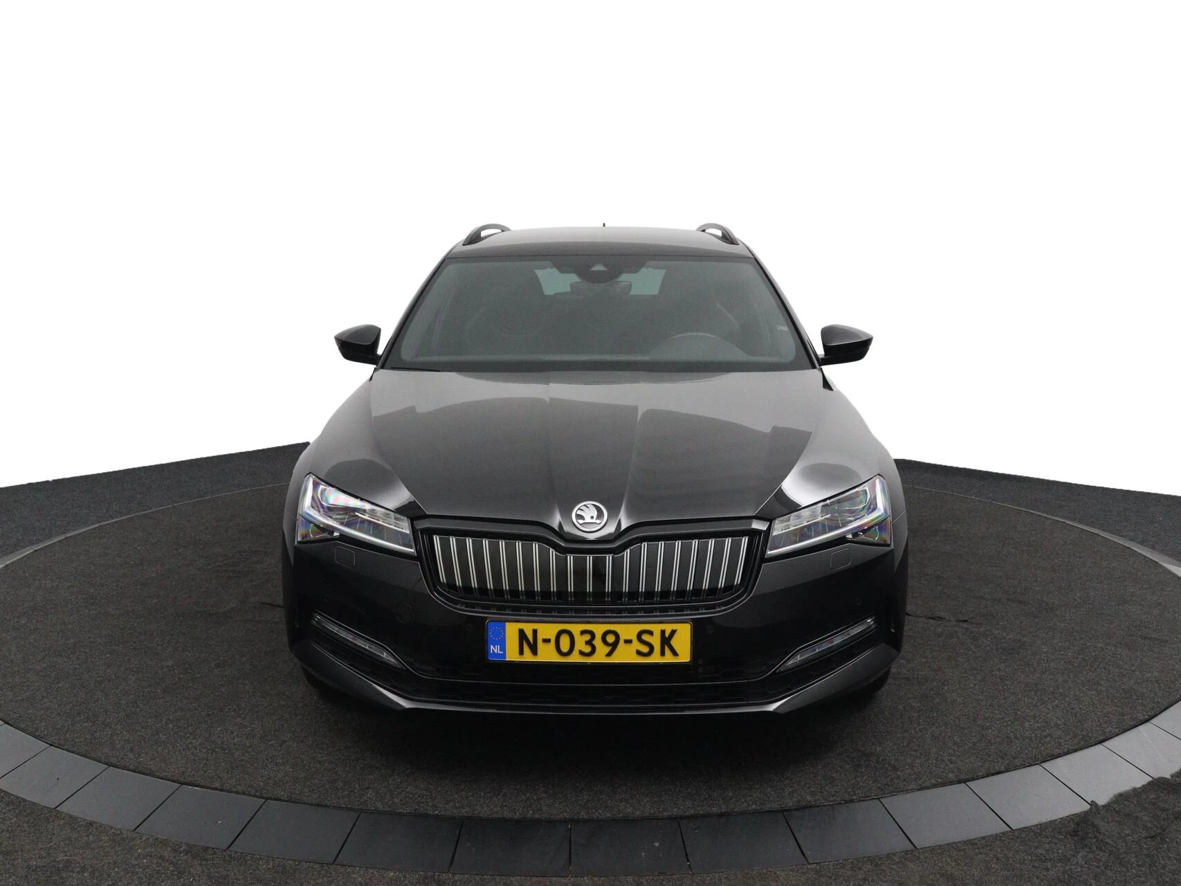Hoofdafbeelding Škoda Superb