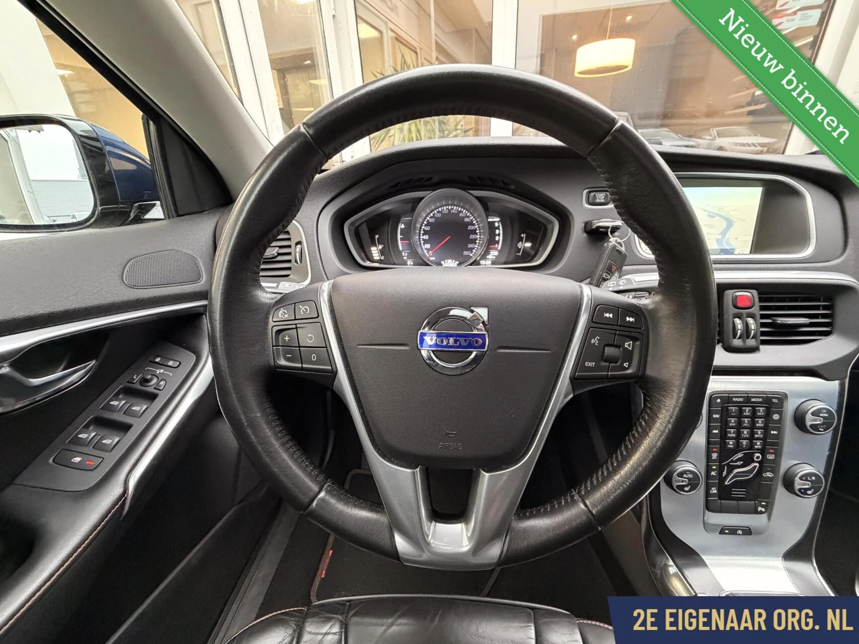 Hoofdafbeelding Volvo V40