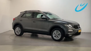 Volkswagen T-Roc 1.5 TSI 150pk DSG Style Navigatie Parkeersensoren Adaptive Cruise