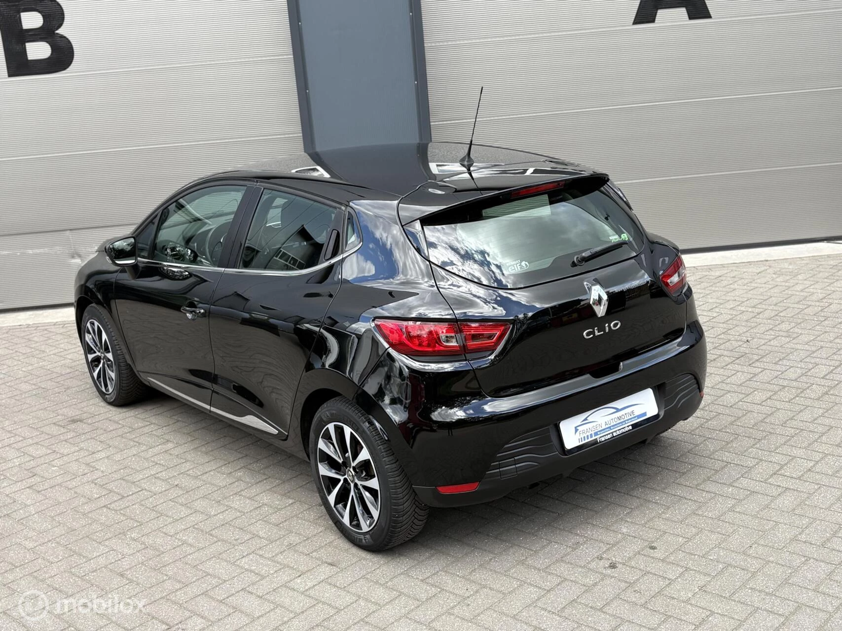 Hoofdafbeelding Renault Clio