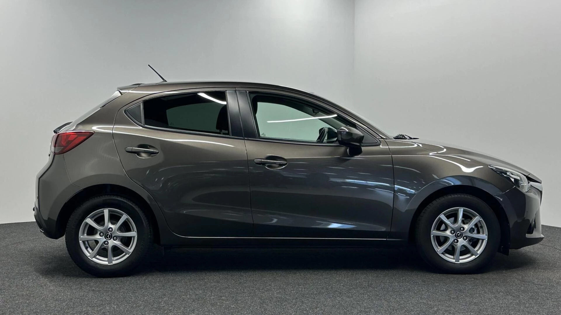 Hoofdafbeelding Mazda 2
