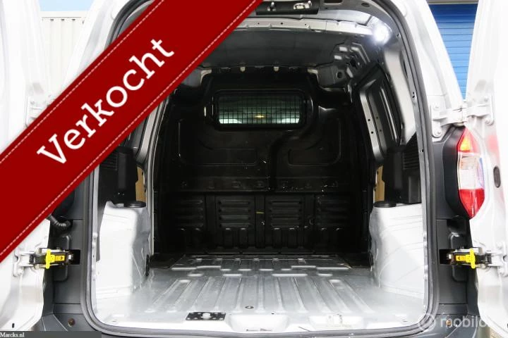 Hoofdafbeelding Ford Transit Courier