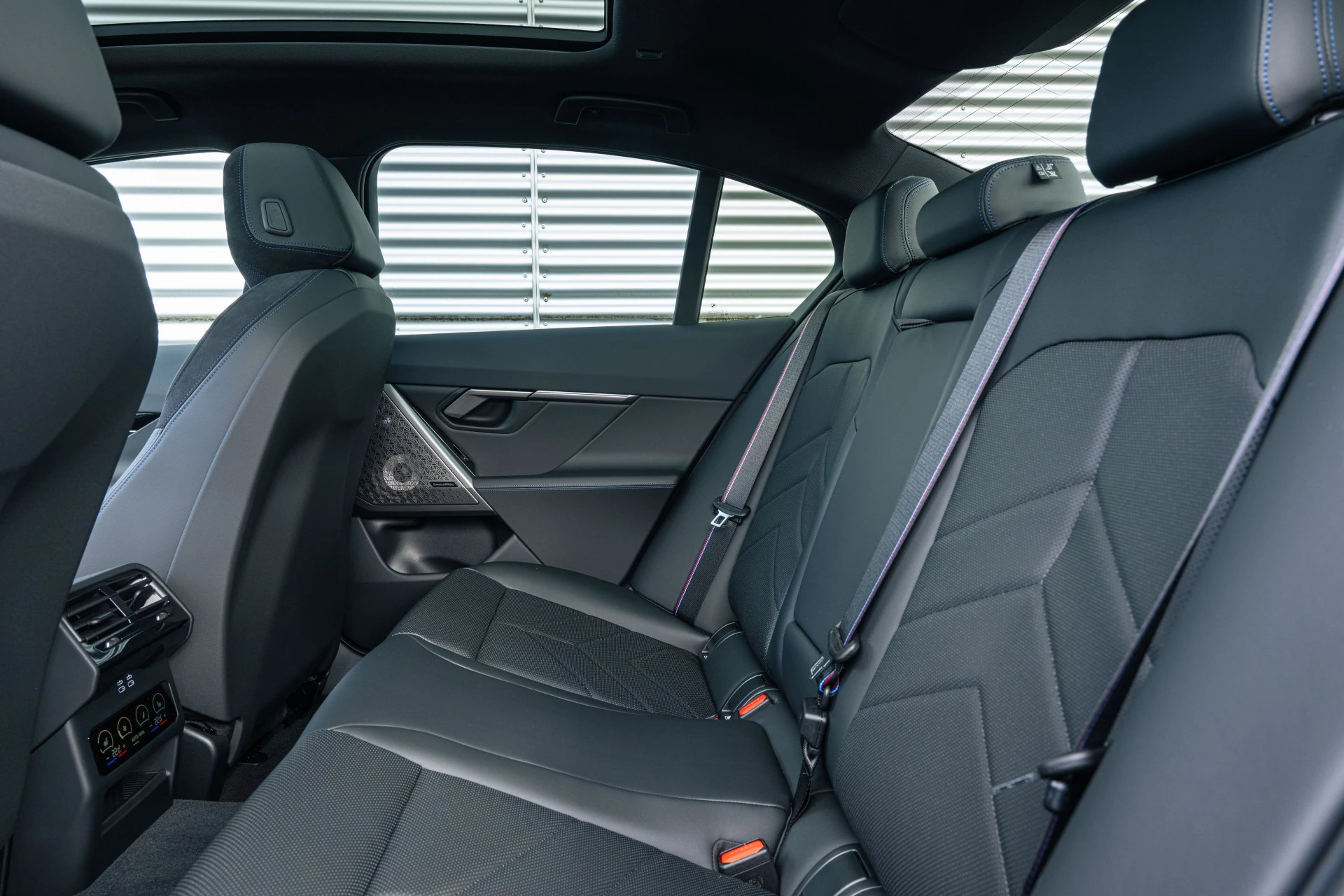Hoofdafbeelding BMW i5
