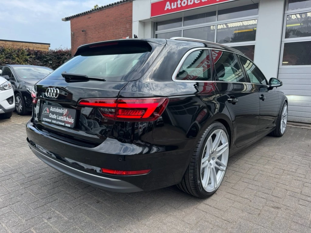 Hoofdafbeelding Audi A4