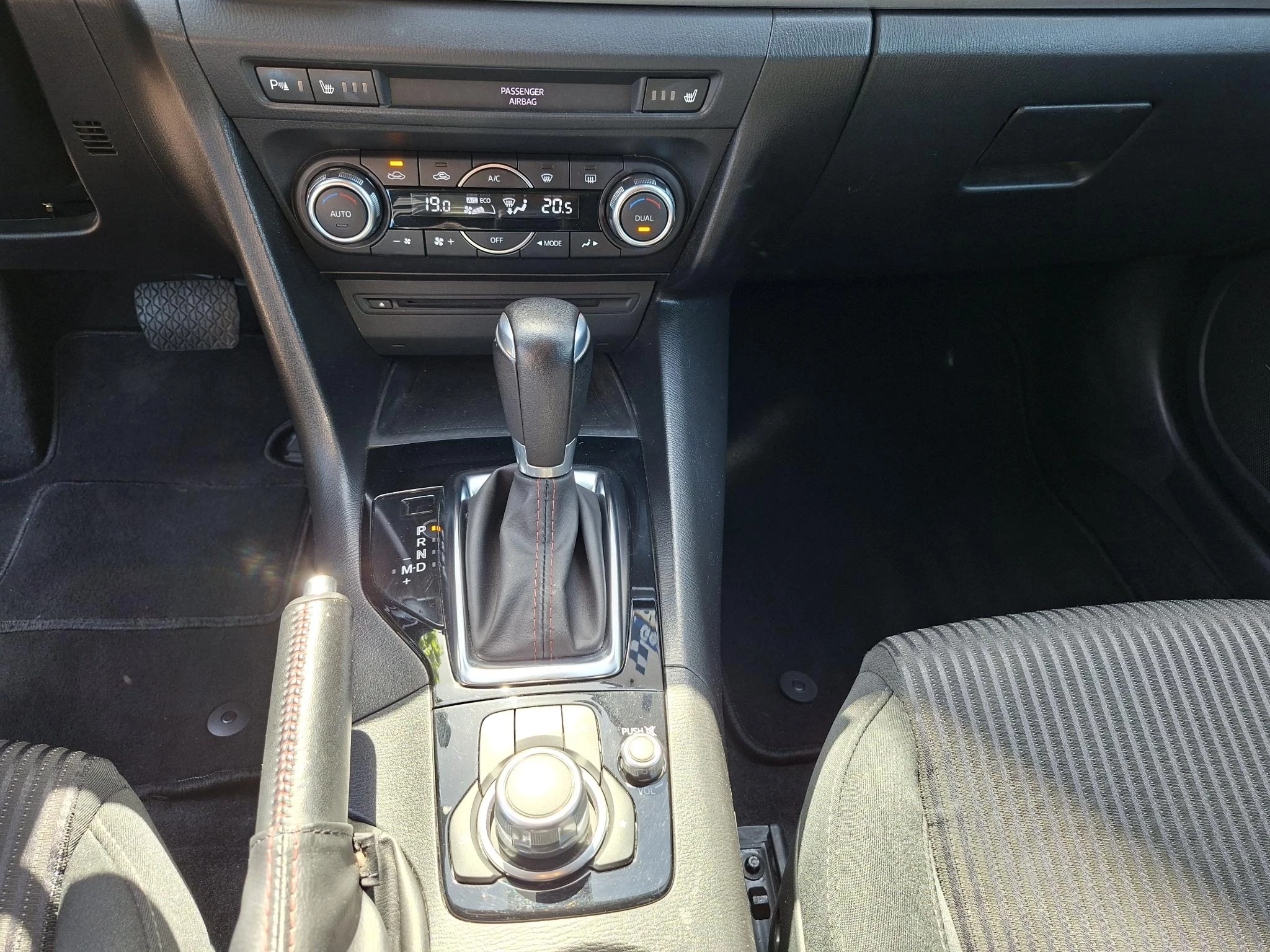 Hoofdafbeelding Mazda 3