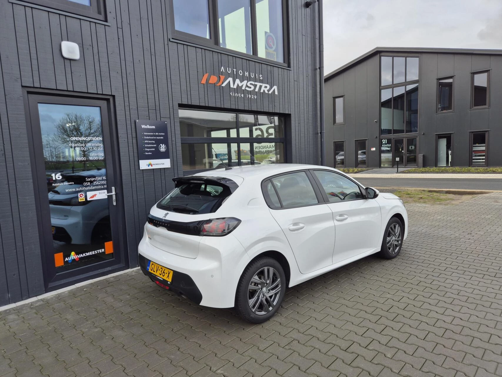 Hoofdafbeelding Peugeot 208