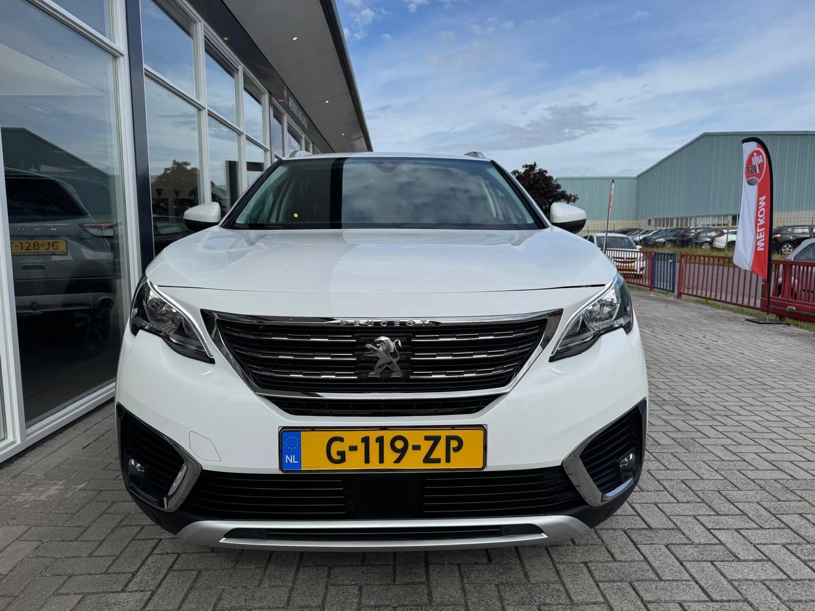 Hoofdafbeelding Peugeot 5008