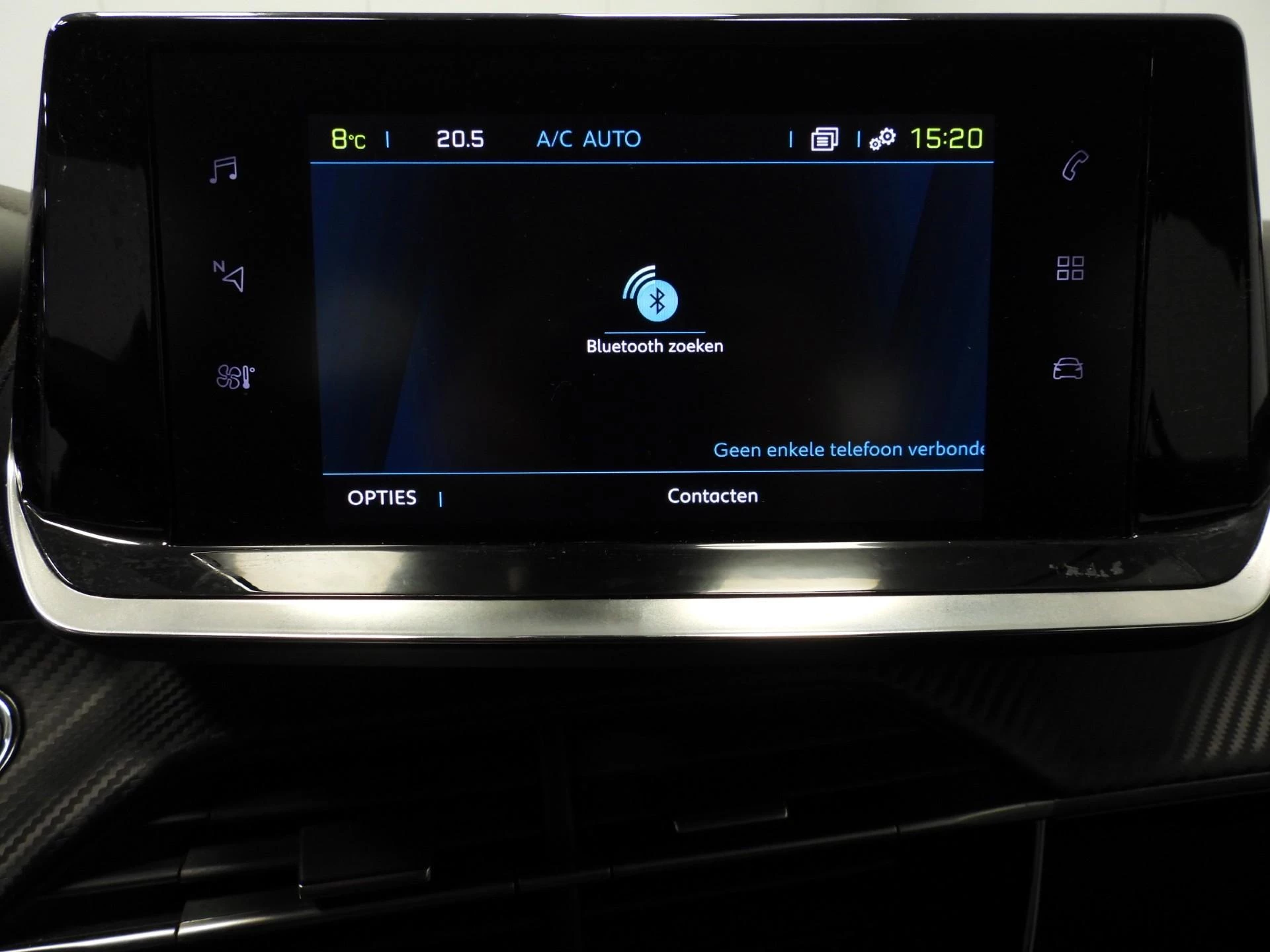 Hoofdafbeelding Peugeot e-208