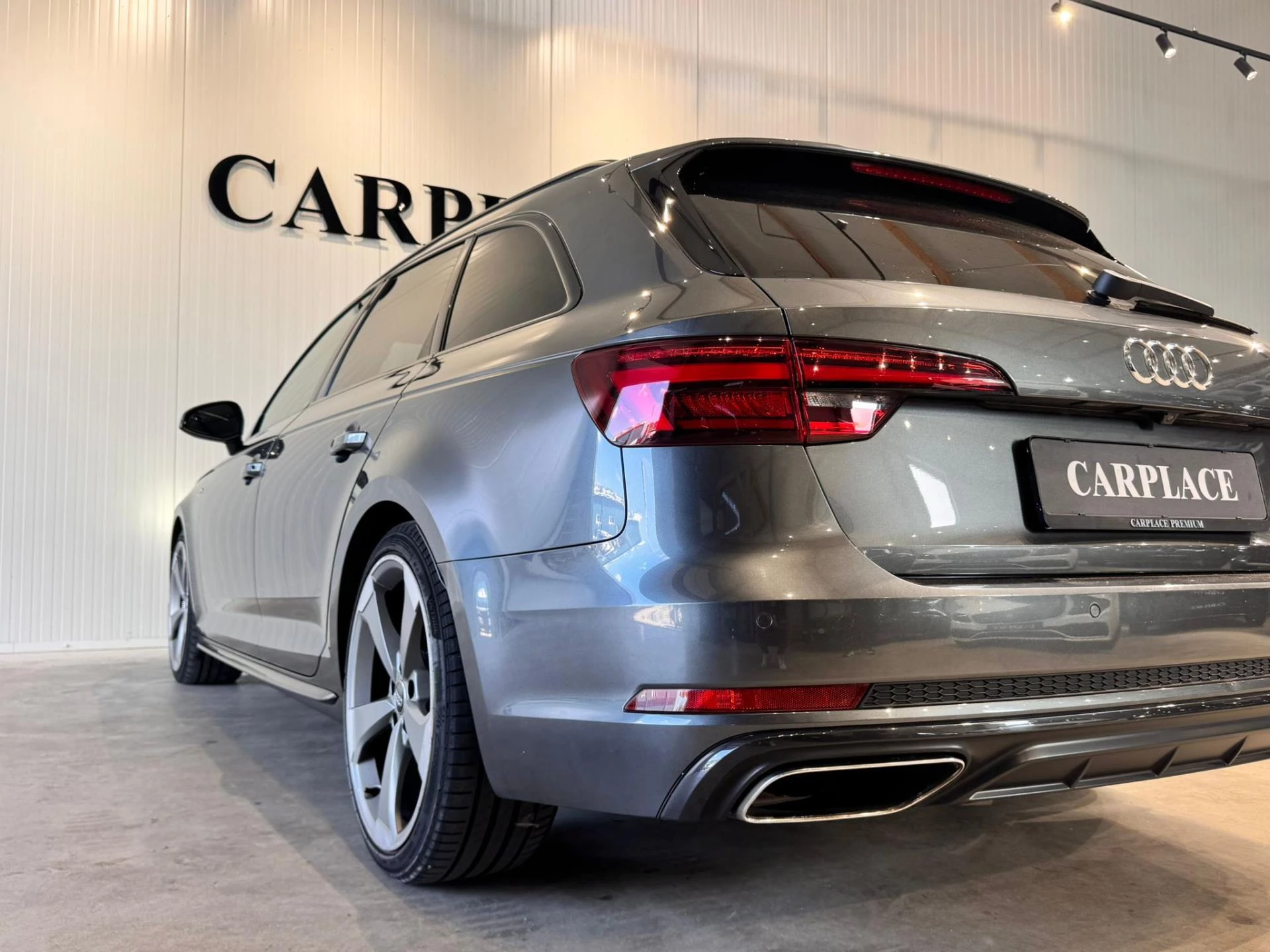 Hoofdafbeelding Audi A4
