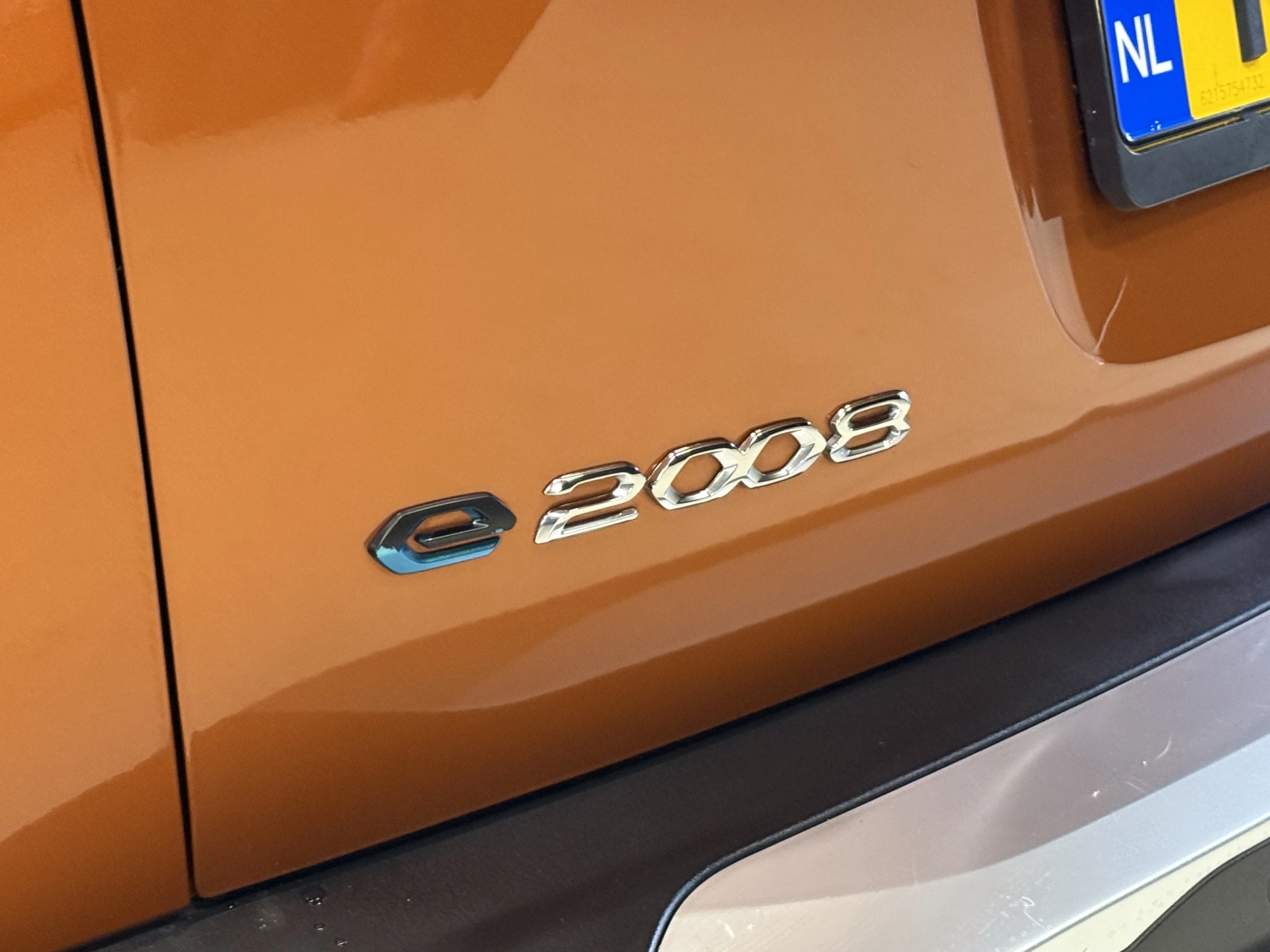 Hoofdafbeelding Peugeot e-2008