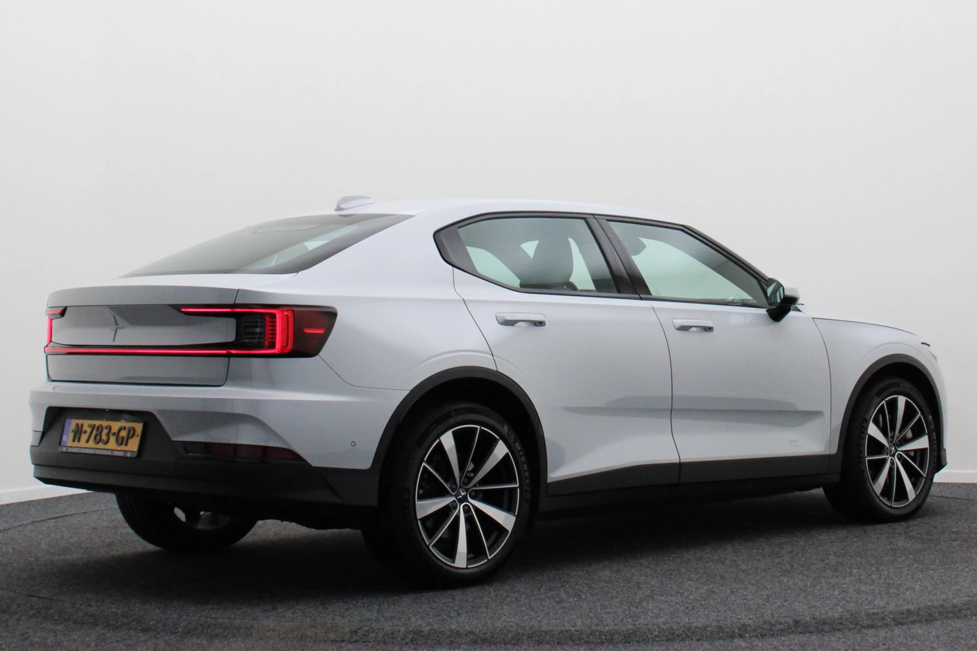 Hoofdafbeelding Polestar 2