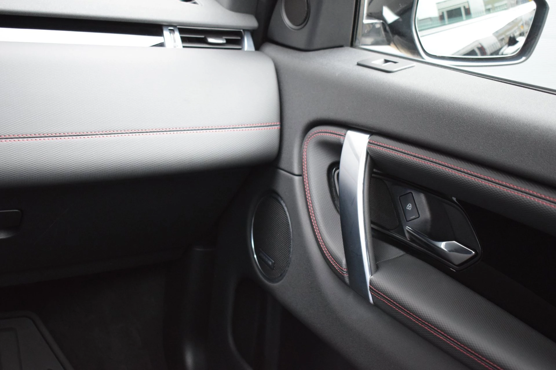 Hoofdafbeelding Land Rover Discovery Sport