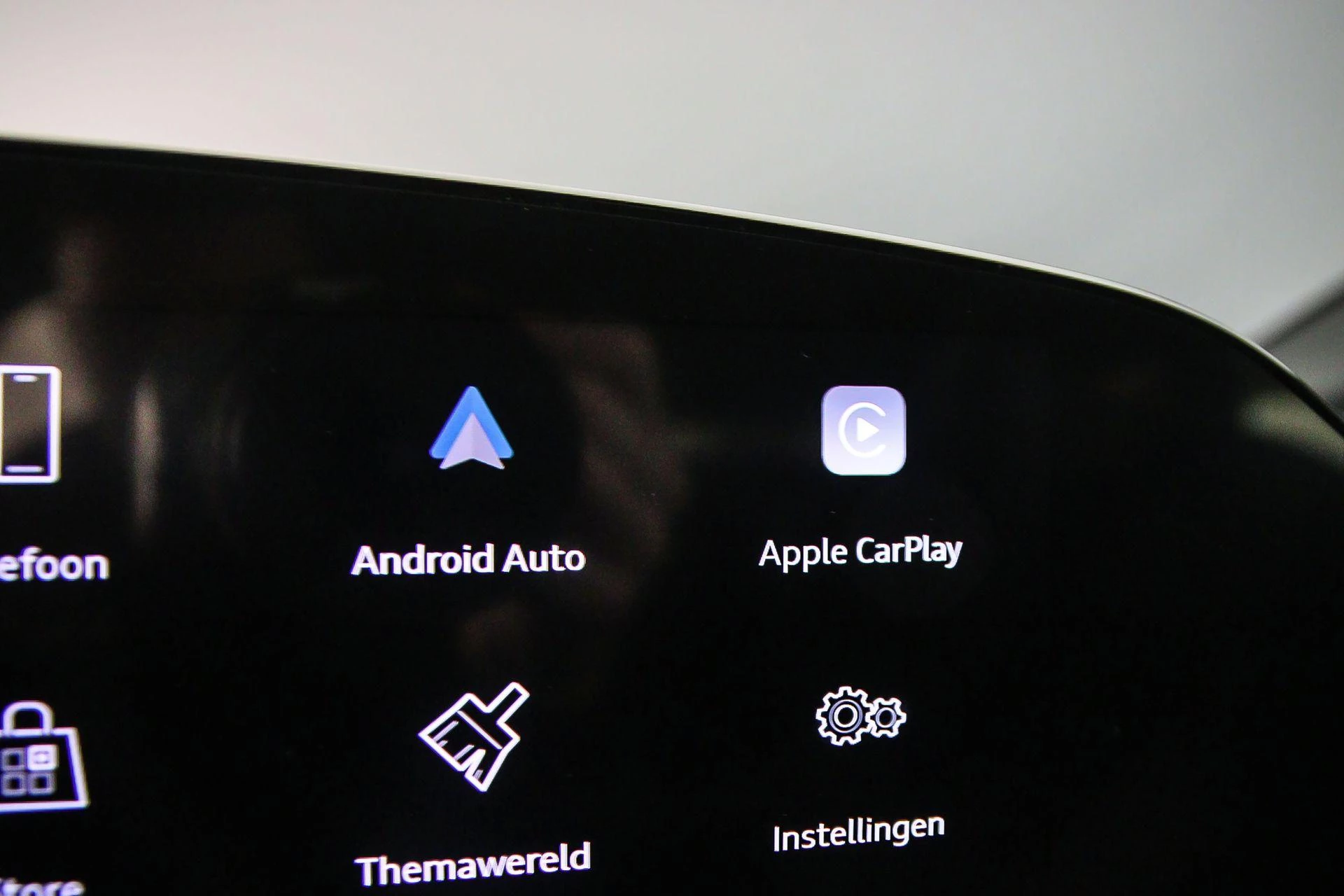 Hoofdafbeelding Audi A6 Avant e-tron