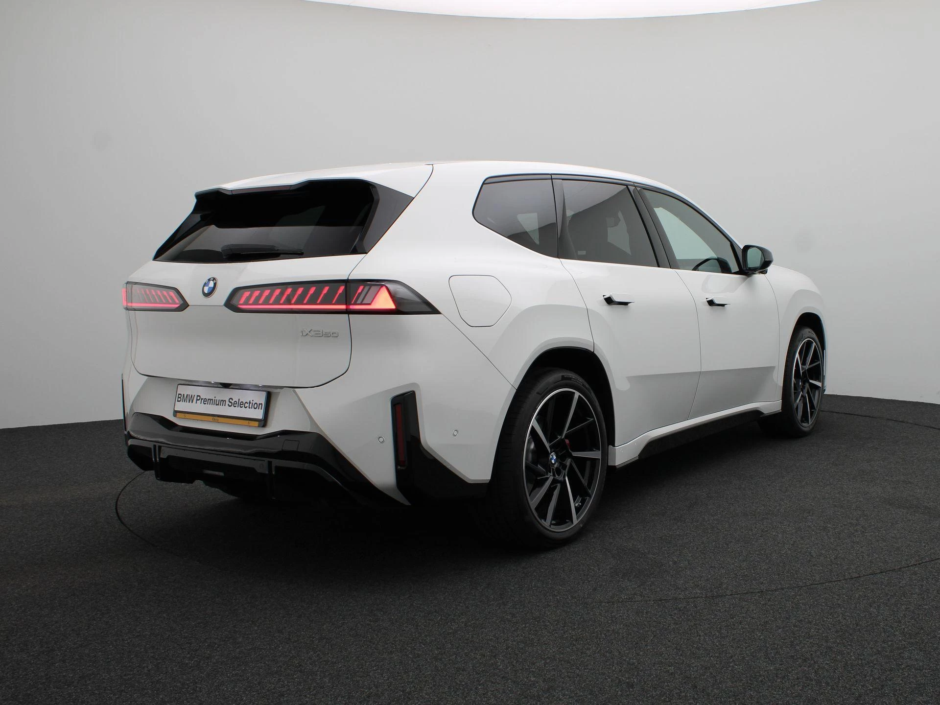 Hoofdafbeelding BMW iX3