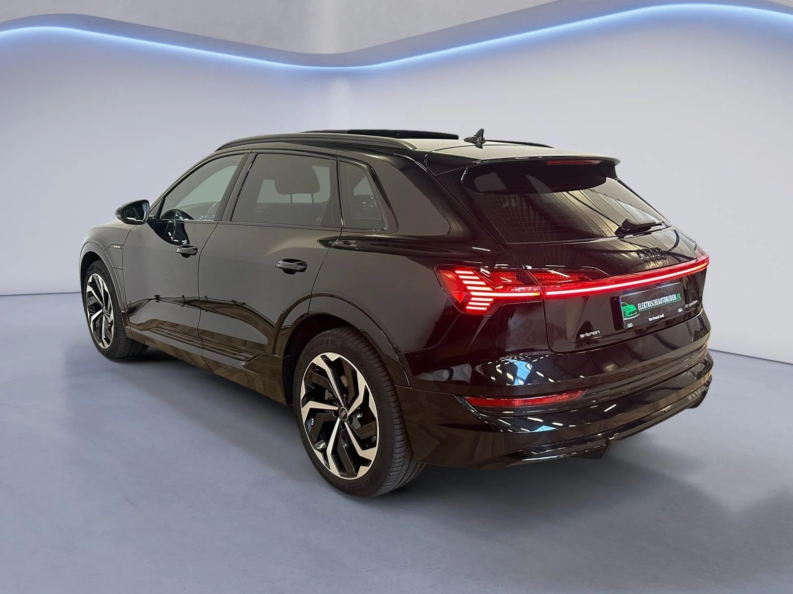 Hoofdafbeelding Audi e-tron