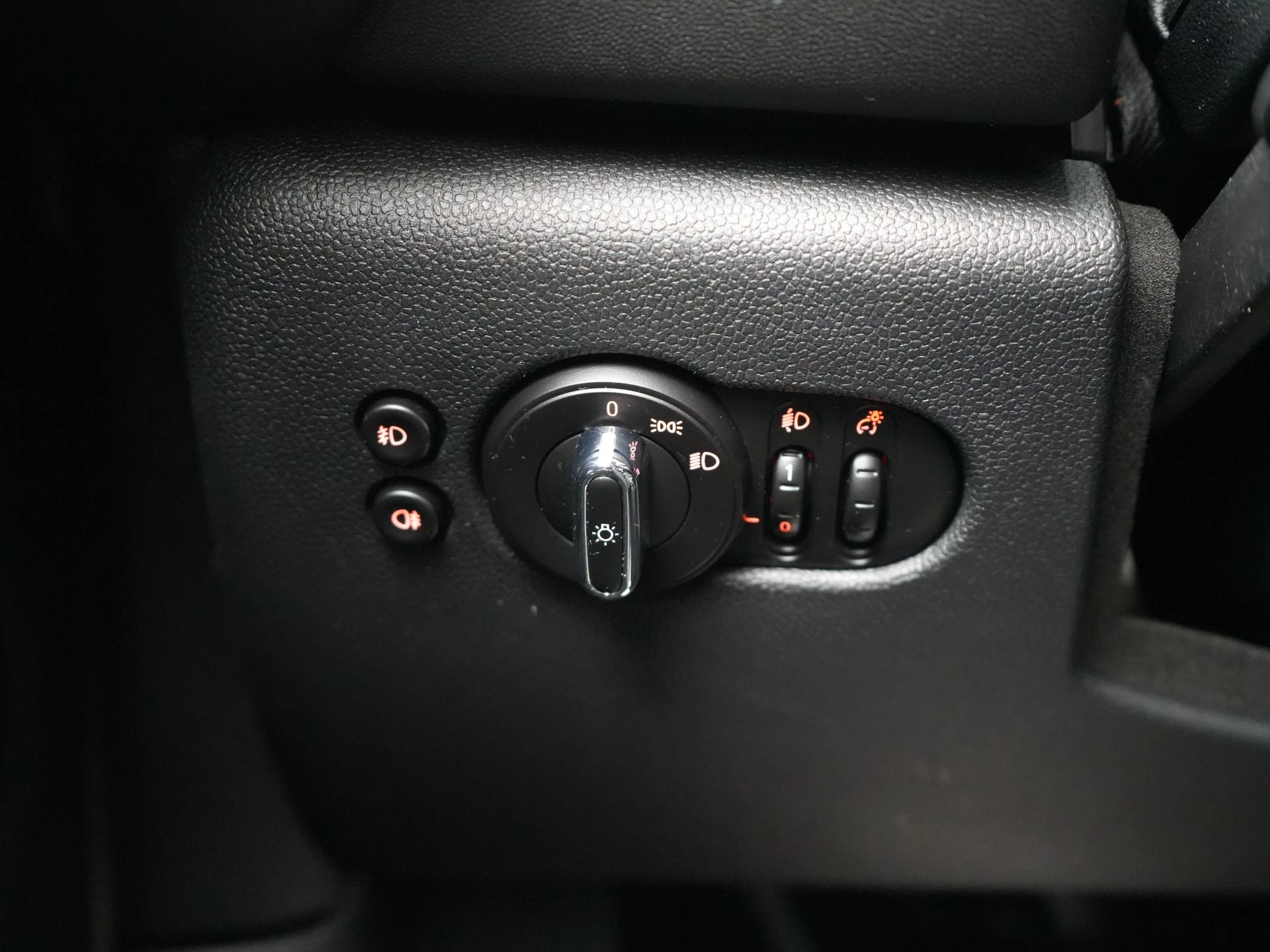 Hoofdafbeelding MINI One