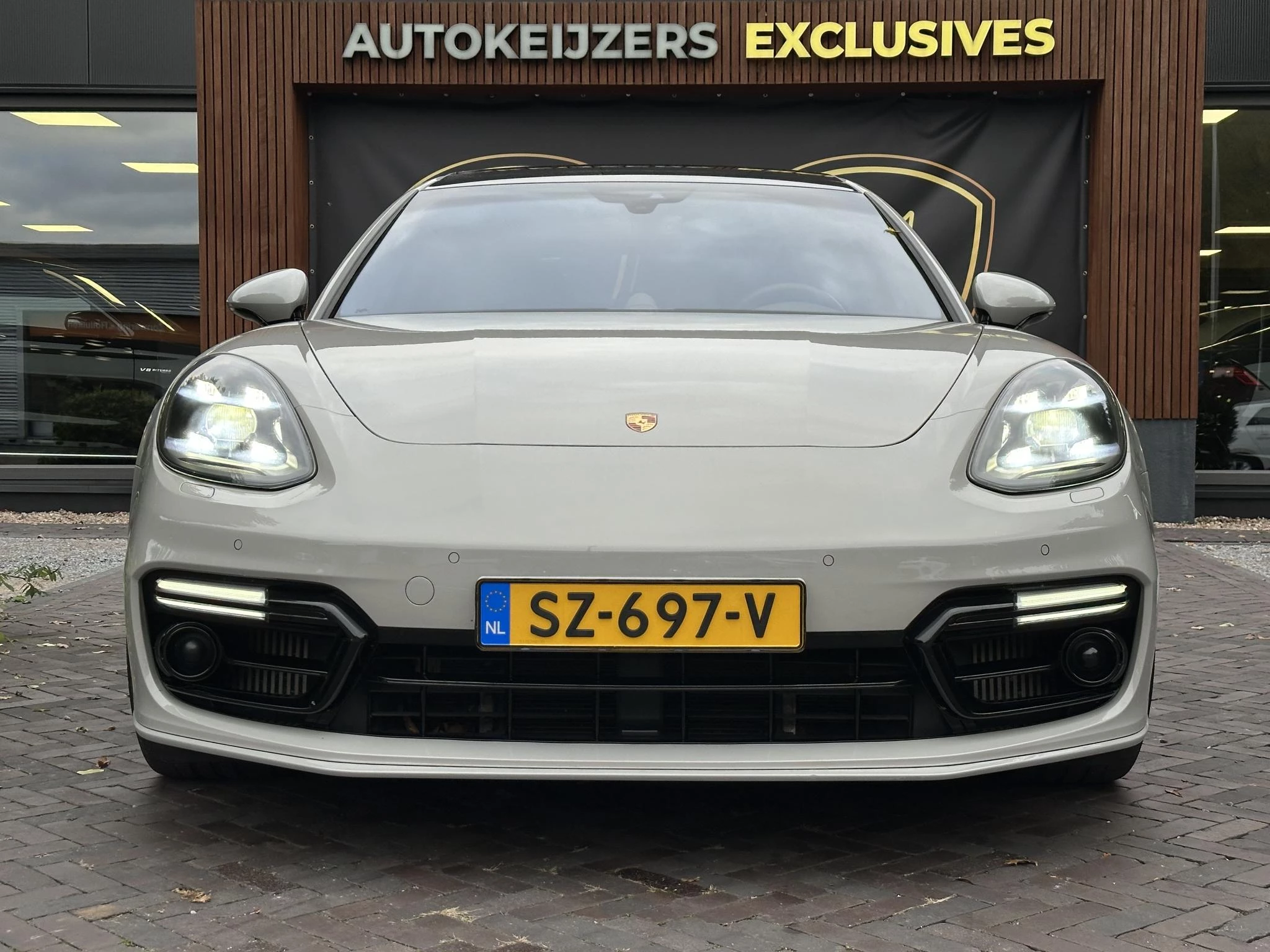 Hoofdafbeelding Porsche Panamera