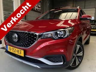 MG ZS EV MG Luxury 45 kWh ACC, Camera, Pano, Carplay