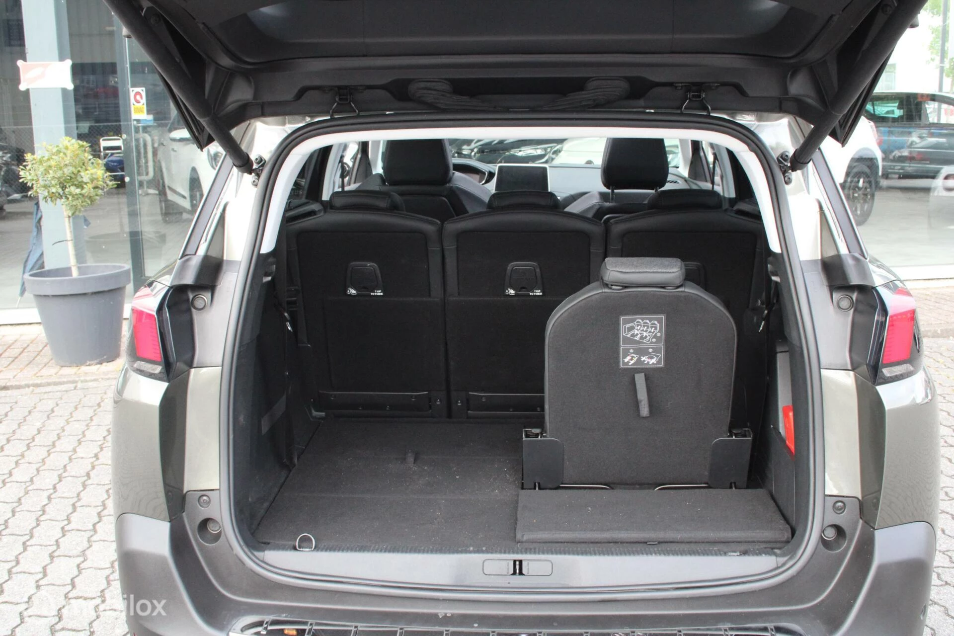 Hoofdafbeelding Peugeot 5008