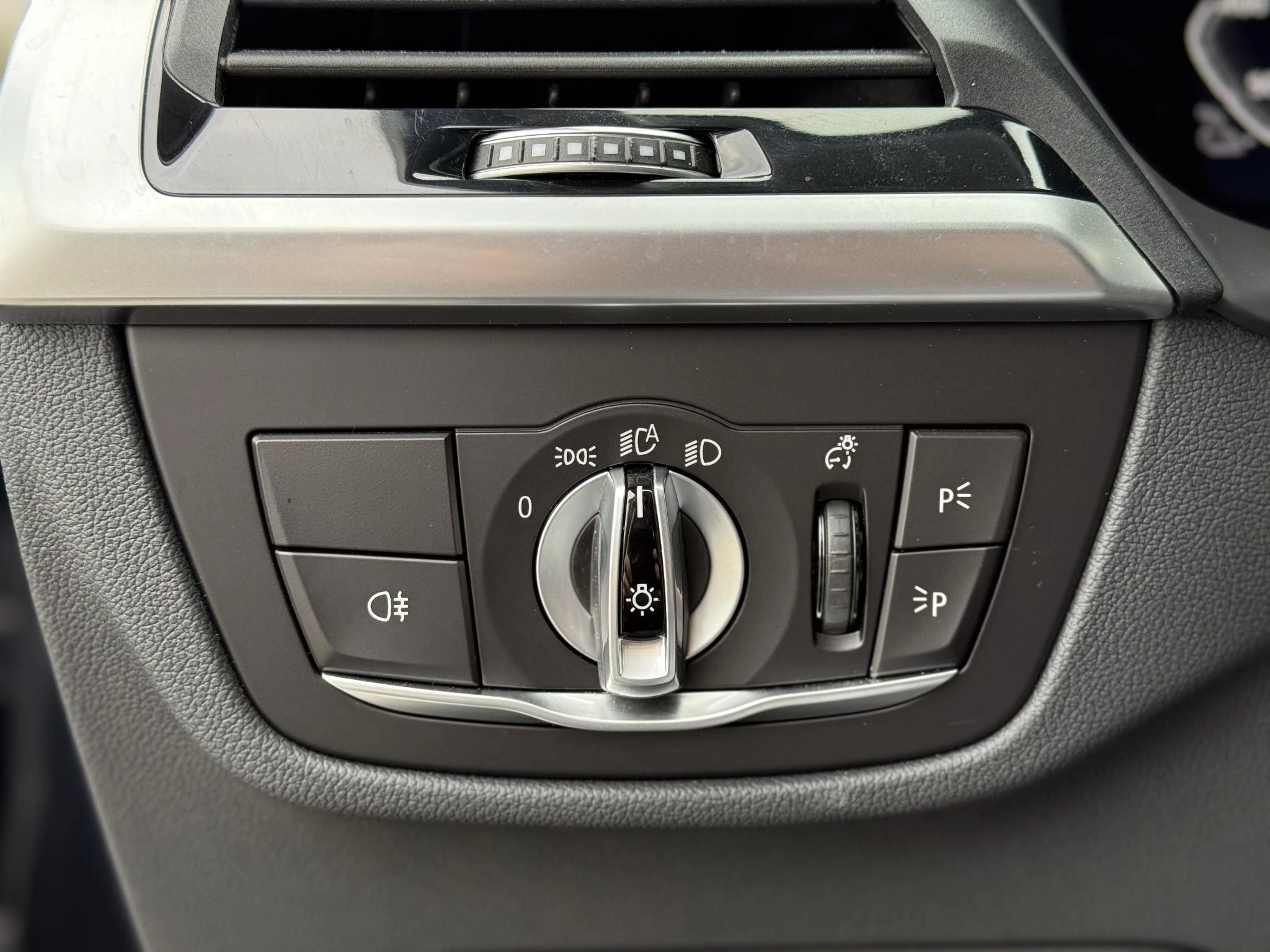 Hoofdafbeelding BMW iX3