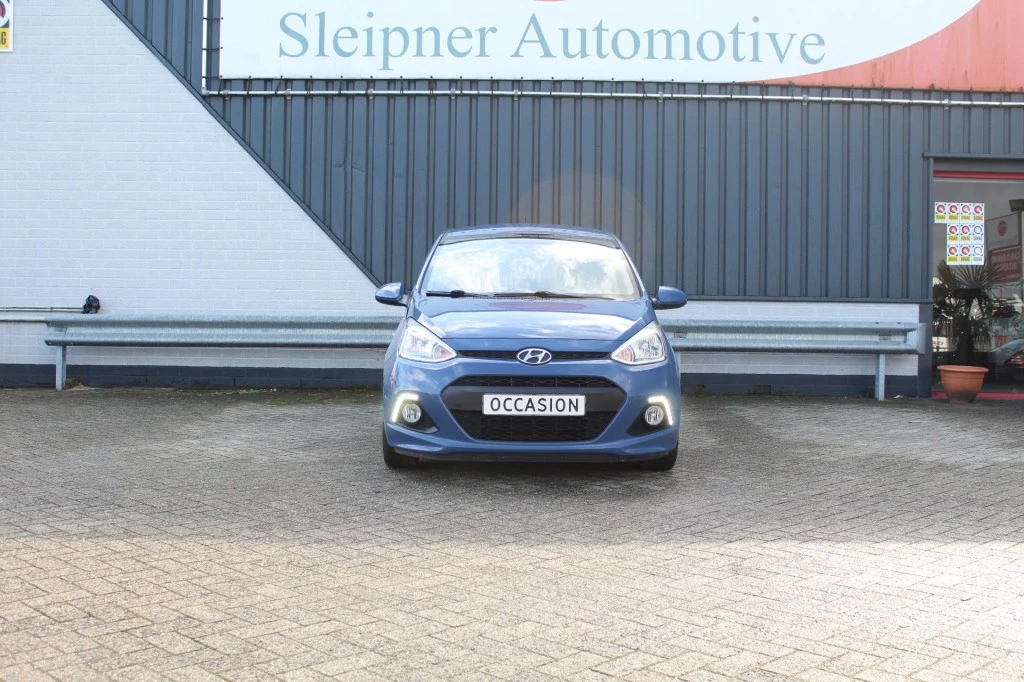 Hoofdafbeelding Hyundai i10