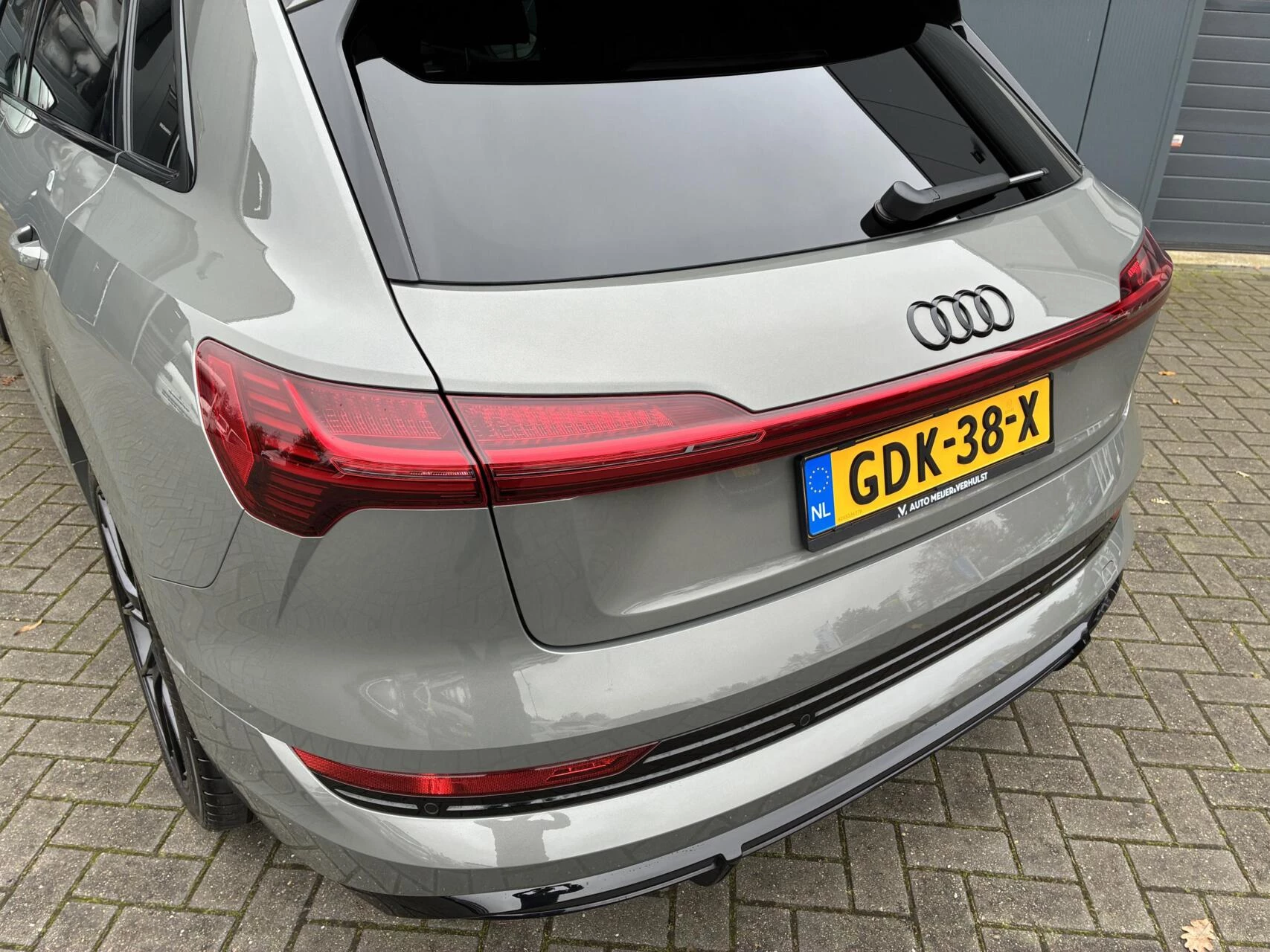 Hoofdafbeelding Audi e-tron