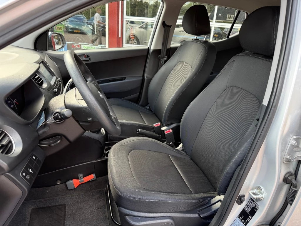 Hoofdafbeelding Hyundai i10