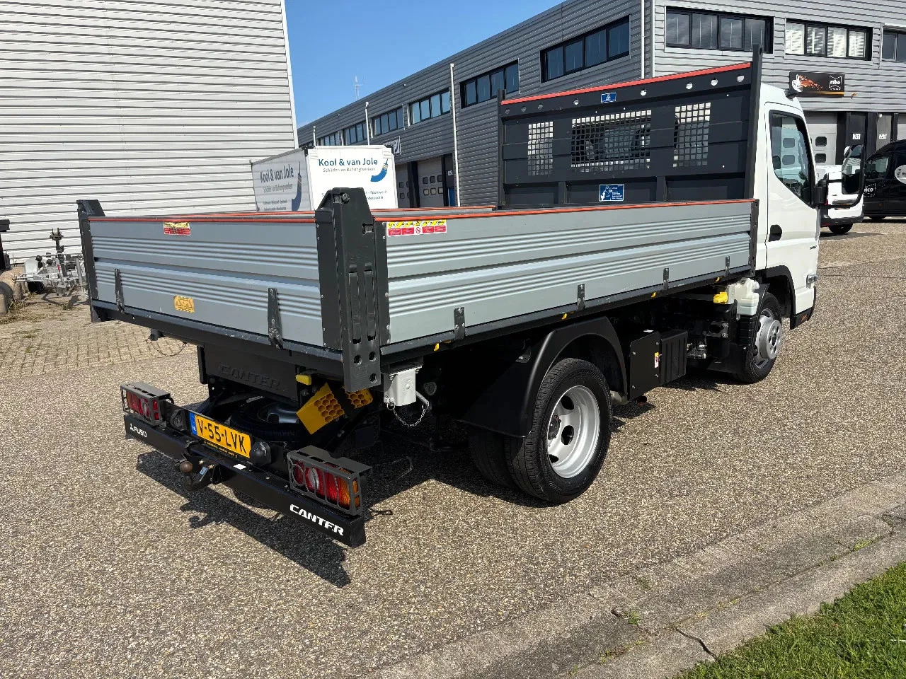 Hoofdafbeelding FUSO Canter