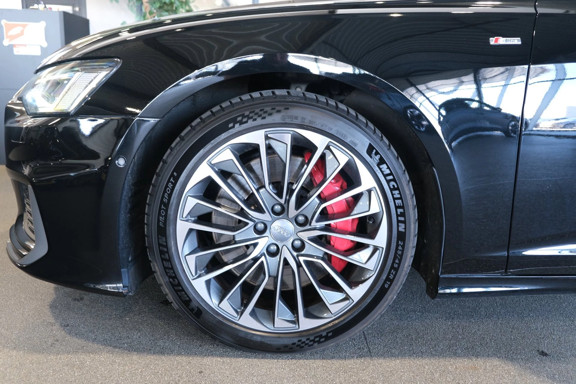 Hoofdafbeelding Audi A6