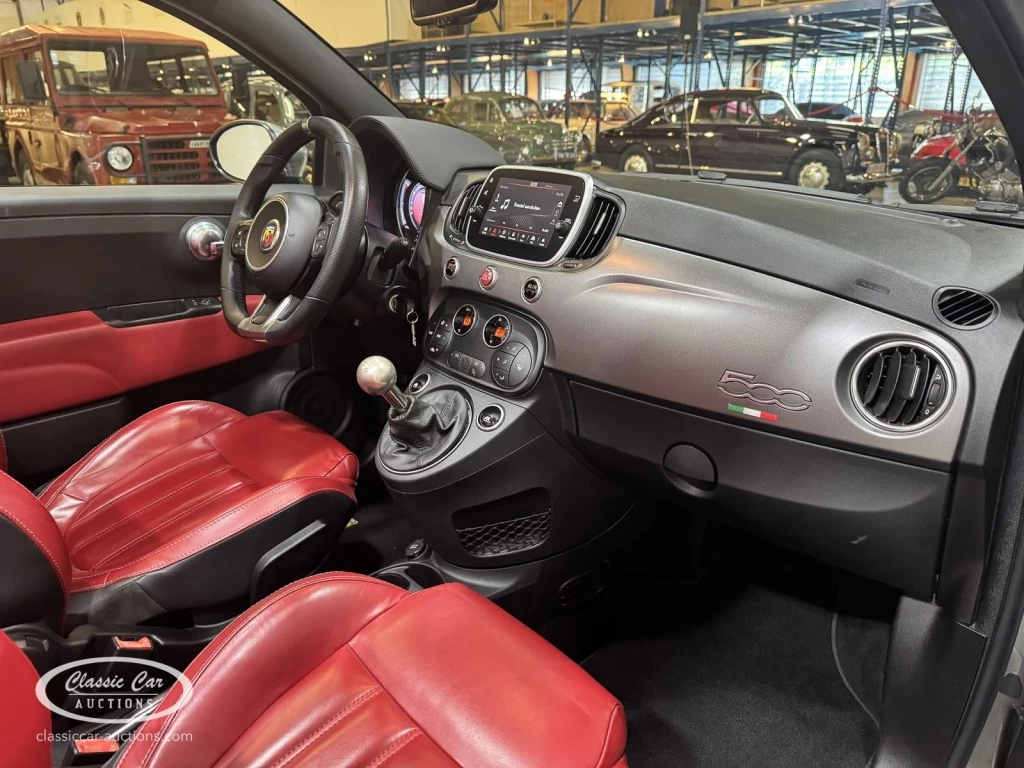 Hoofdafbeelding Fiat 500
