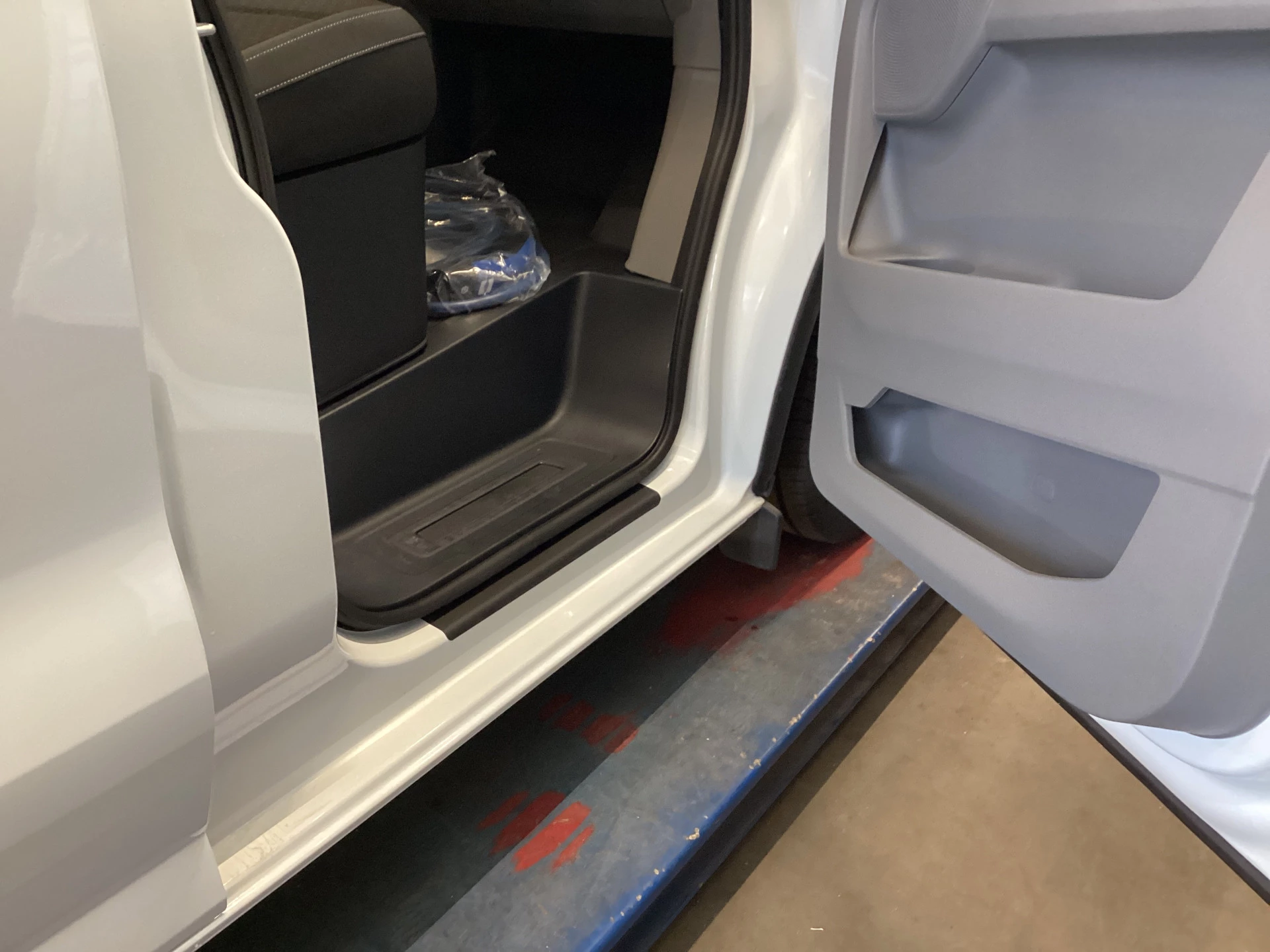 Hoofdafbeelding Ford E-Transit Custom