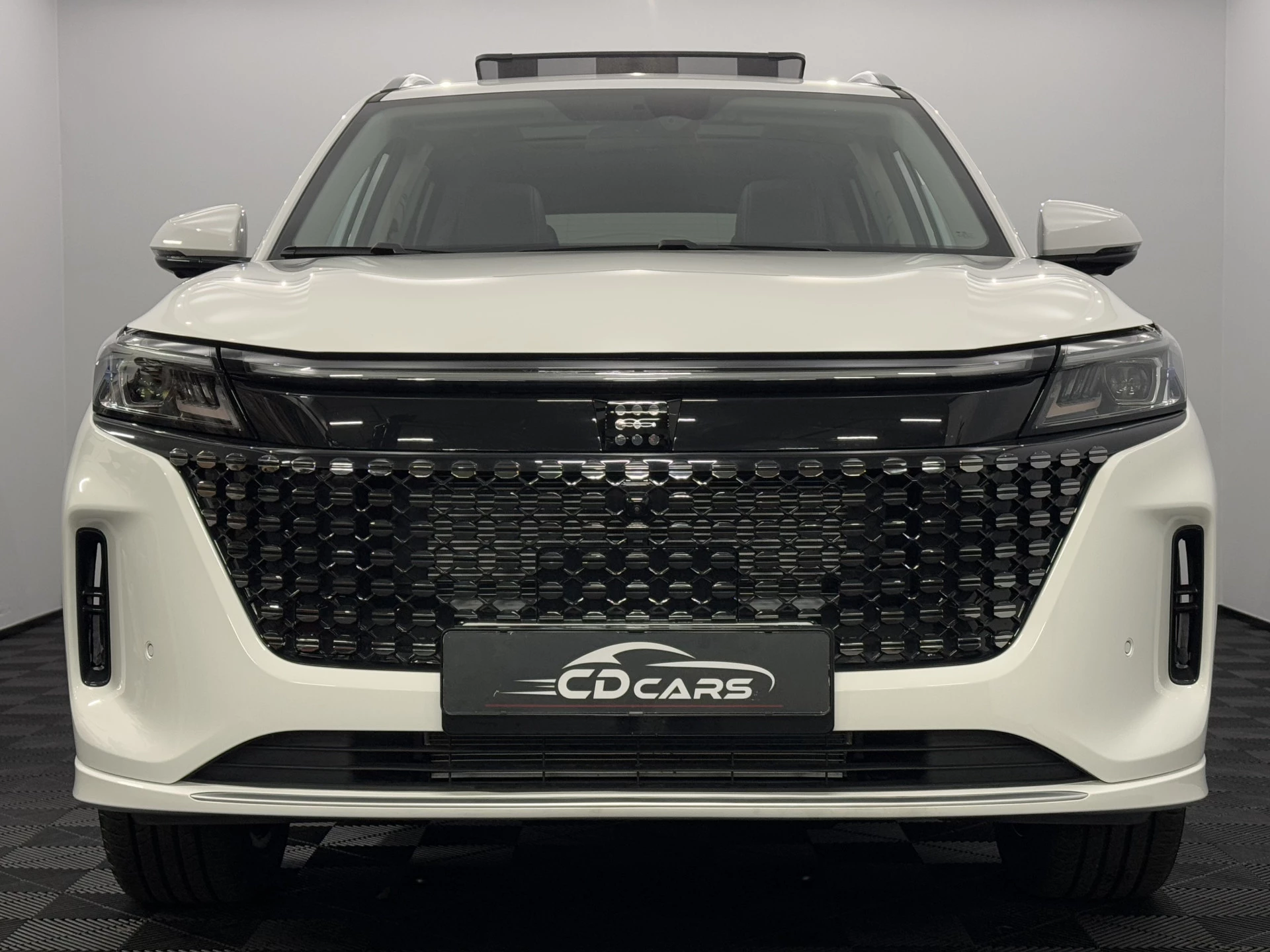 Hoofdafbeelding DFSK E5 PHEV