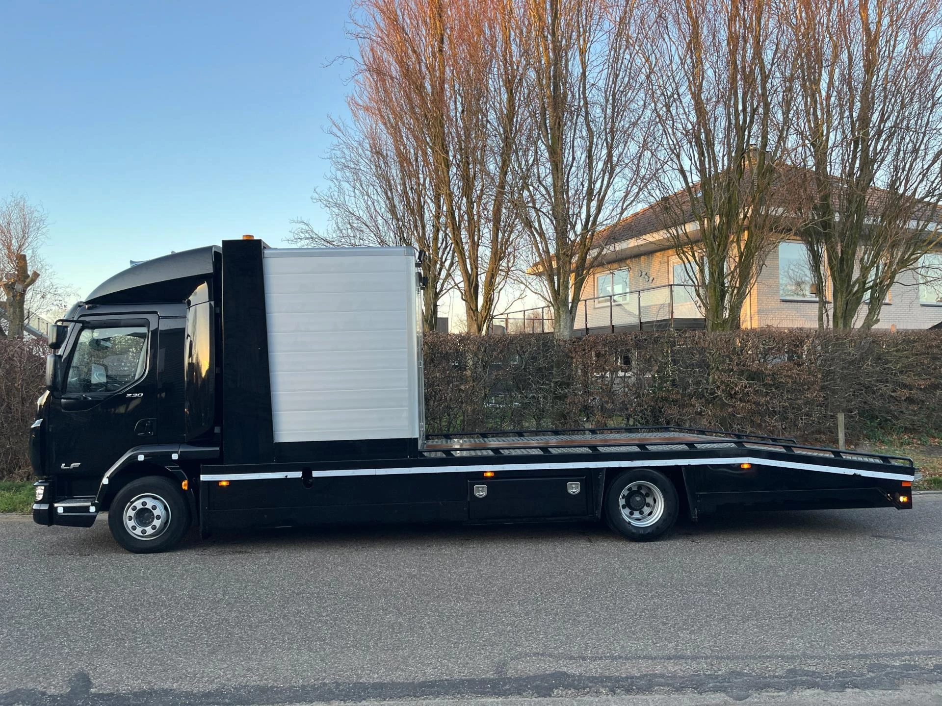 Hoofdafbeelding DAF LF 230 FA Oprijwagen / Machine Transporter / Plateau