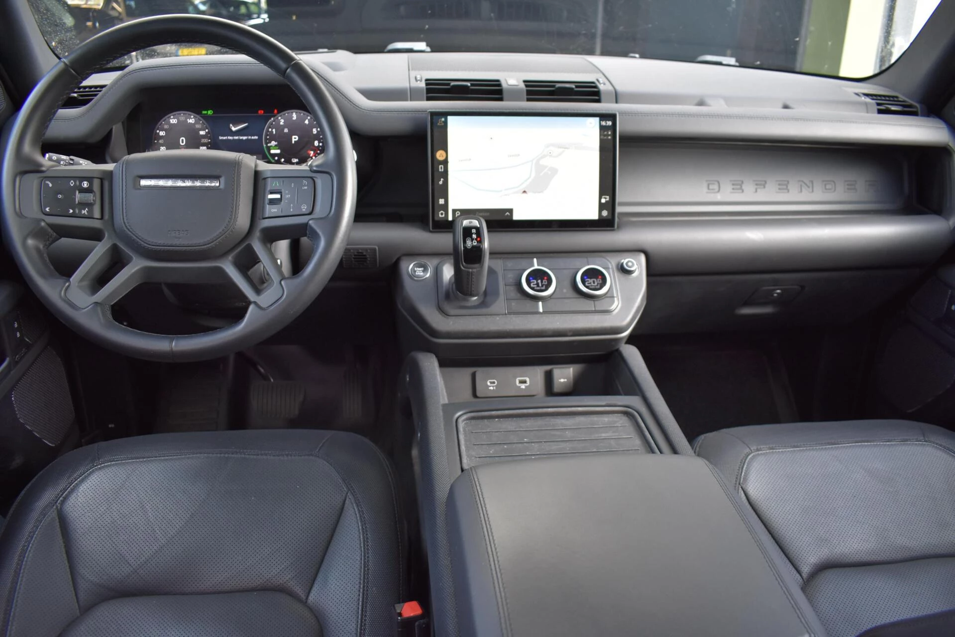 Hoofdafbeelding Land Rover Defender