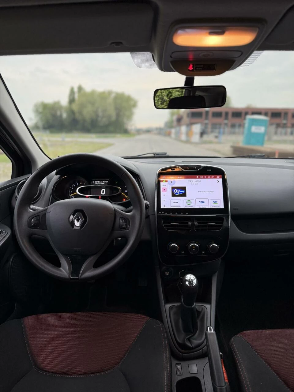 Hoofdafbeelding Renault Clio