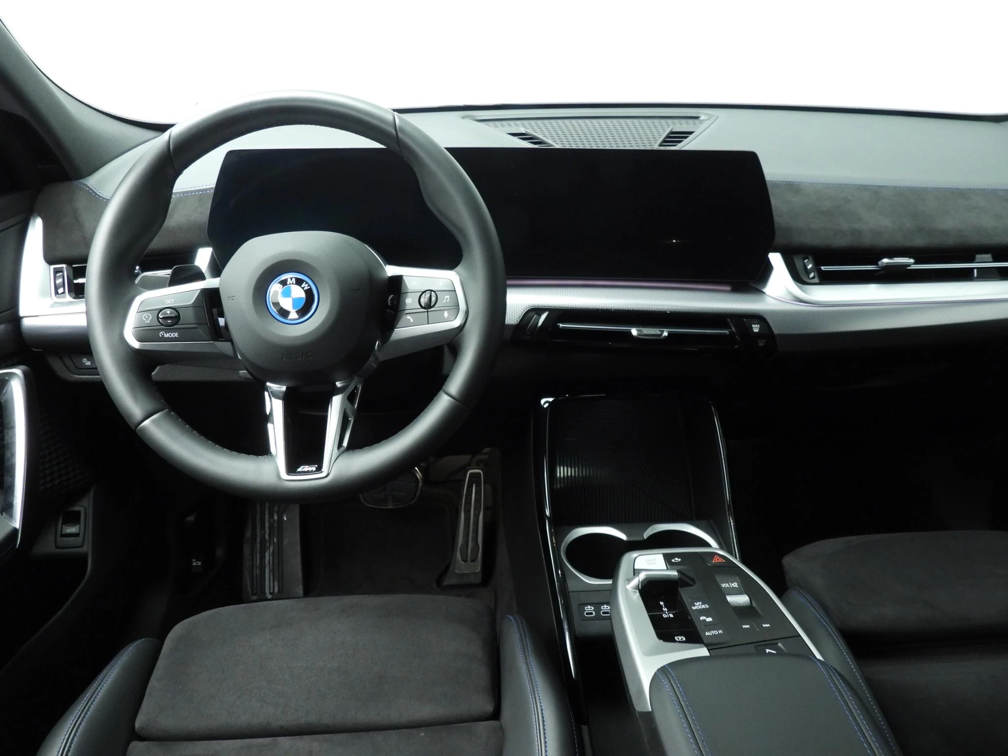 Hoofdafbeelding BMW iX2