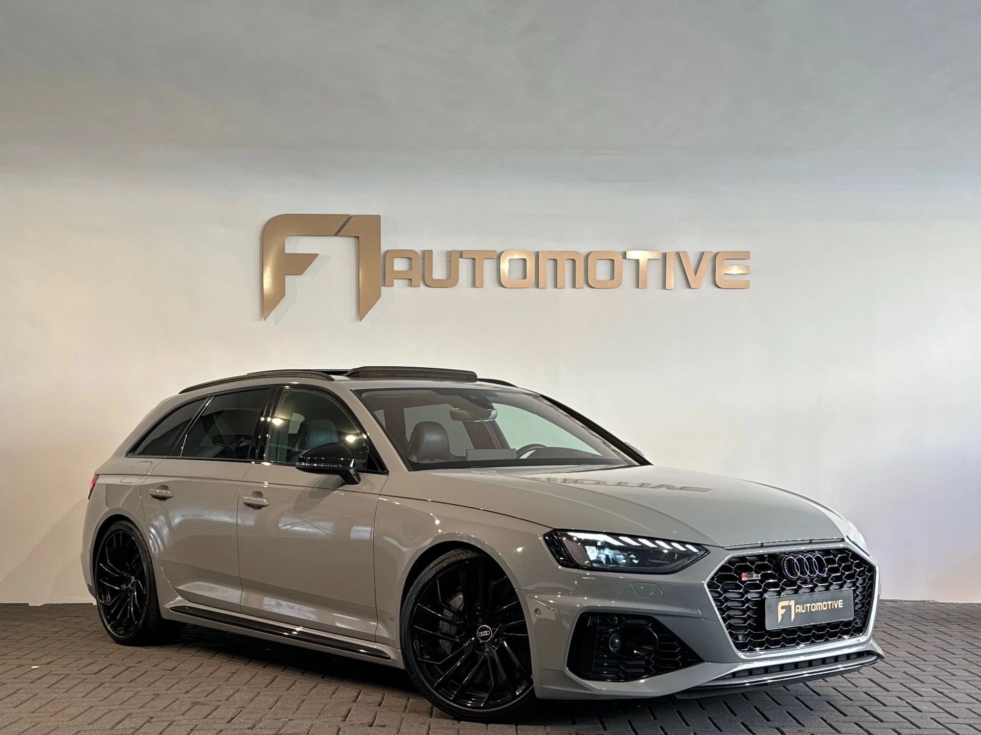 Hoofdafbeelding Audi RS4
