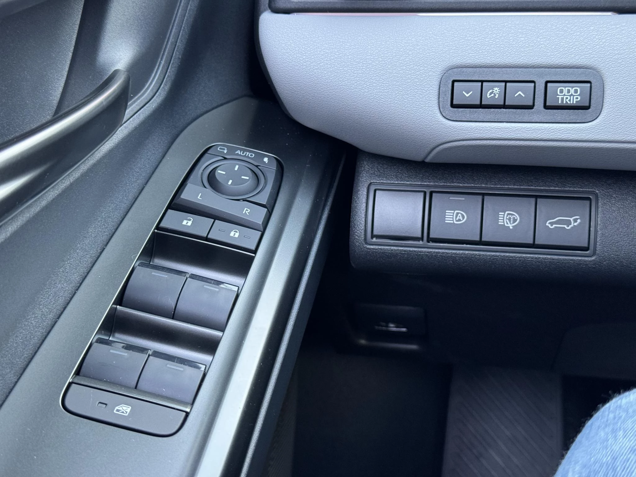 Hoofdafbeelding Toyota C-HR+