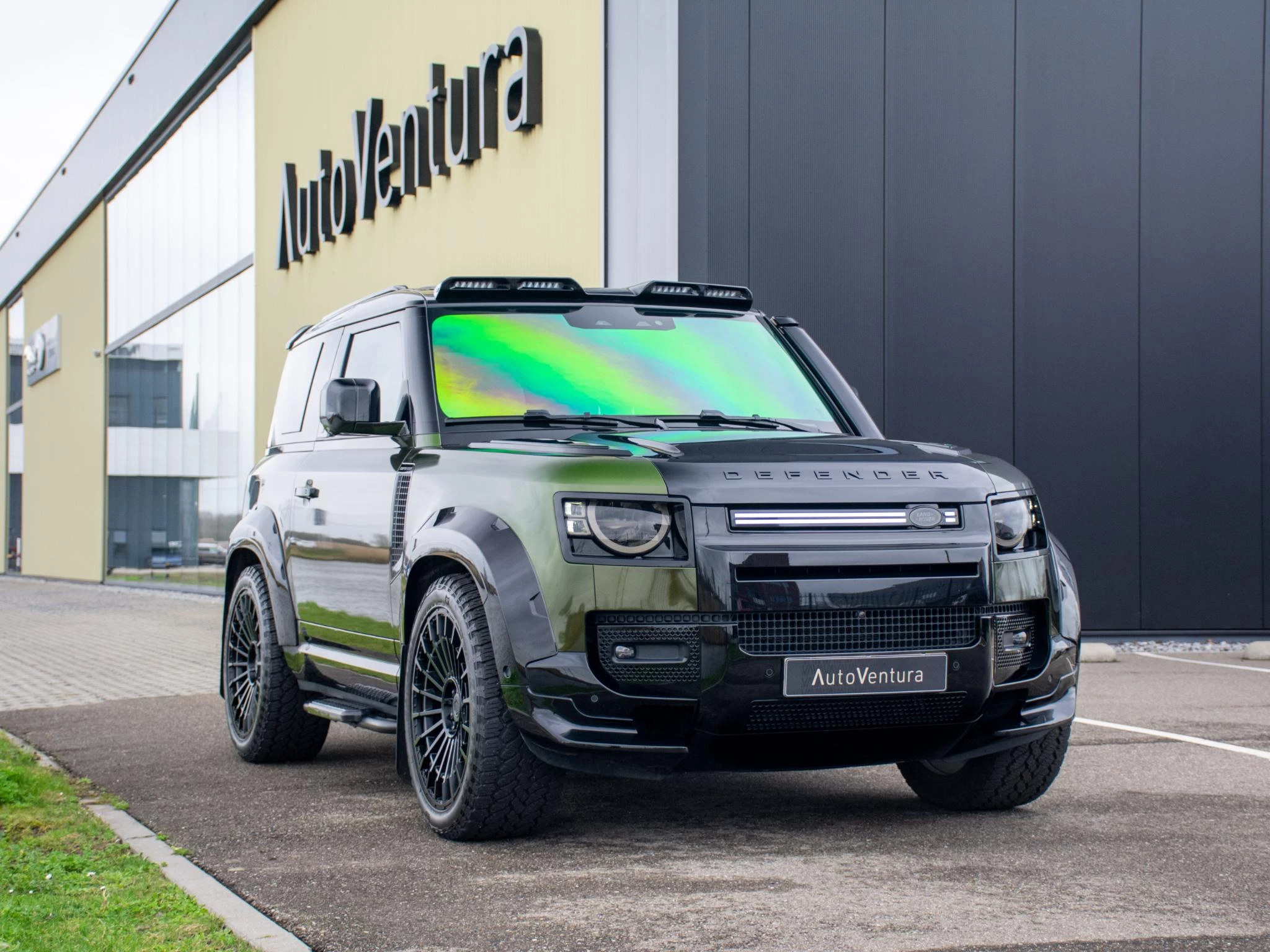 Hoofdafbeelding Land Rover Defender
