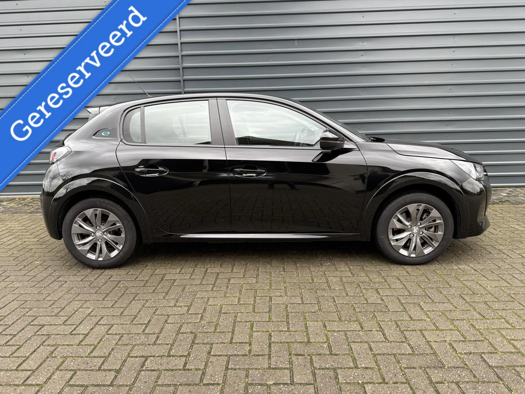 Hoofdafbeelding Peugeot e-208