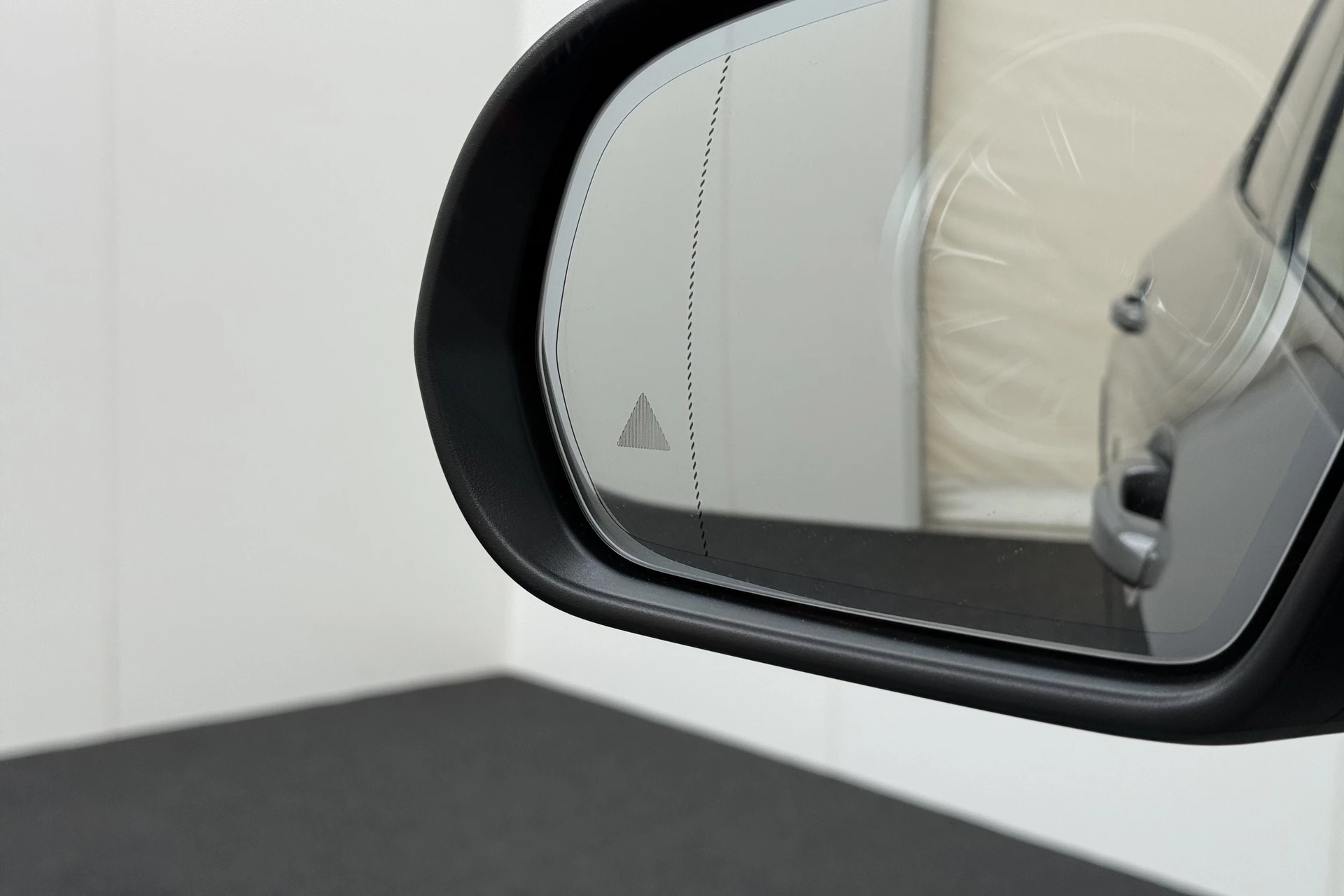 Hoofdafbeelding Mercedes-Benz EQA