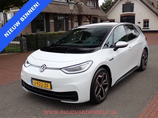 Hoofdafbeelding Volkswagen ID.3 Volkswagen ID.3 First Plus 58kWh 90%SOH 19''/ACC/CAMERA/CARPLAY/KEYLESS