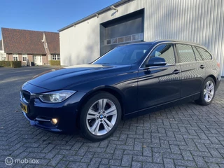 BMW 3-serie Touring 320i High Executive