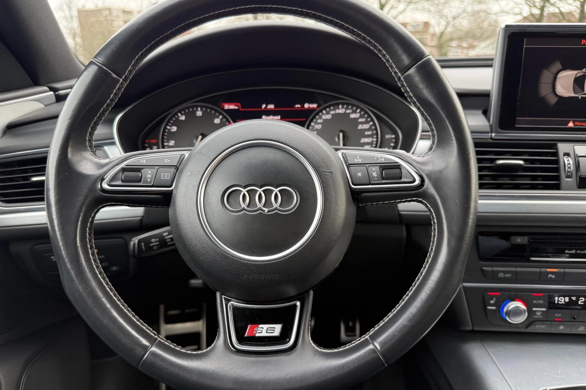 Hoofdafbeelding Audi S6