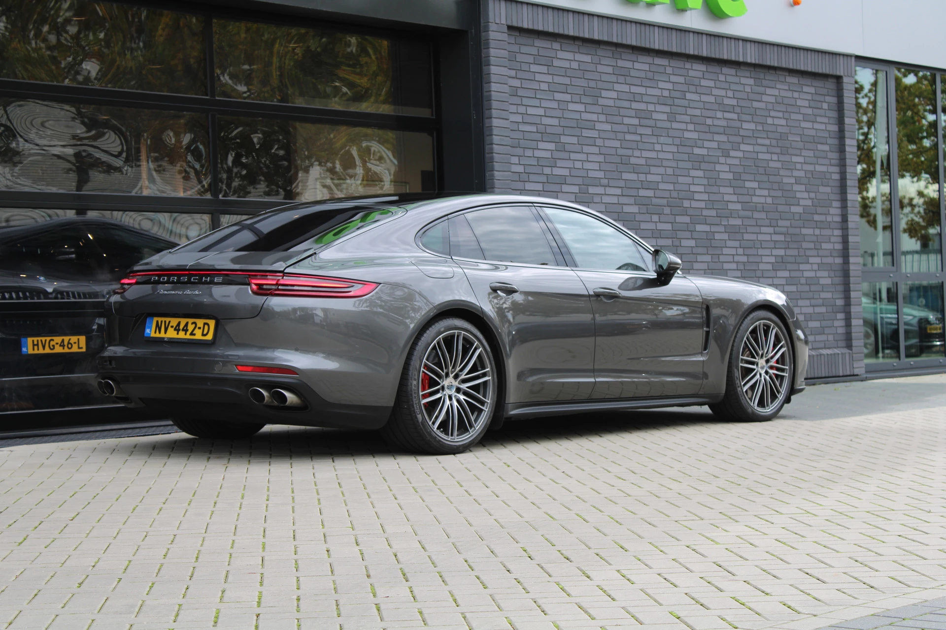 Hoofdafbeelding Porsche Panamera