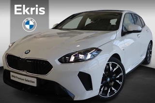 Hoofdafbeelding BMW 1 Serie BMW 1 Serie 5-deurs 120 M Sportpakket Pro | Innovation Pack | BMW Iconic Glow nierengrille