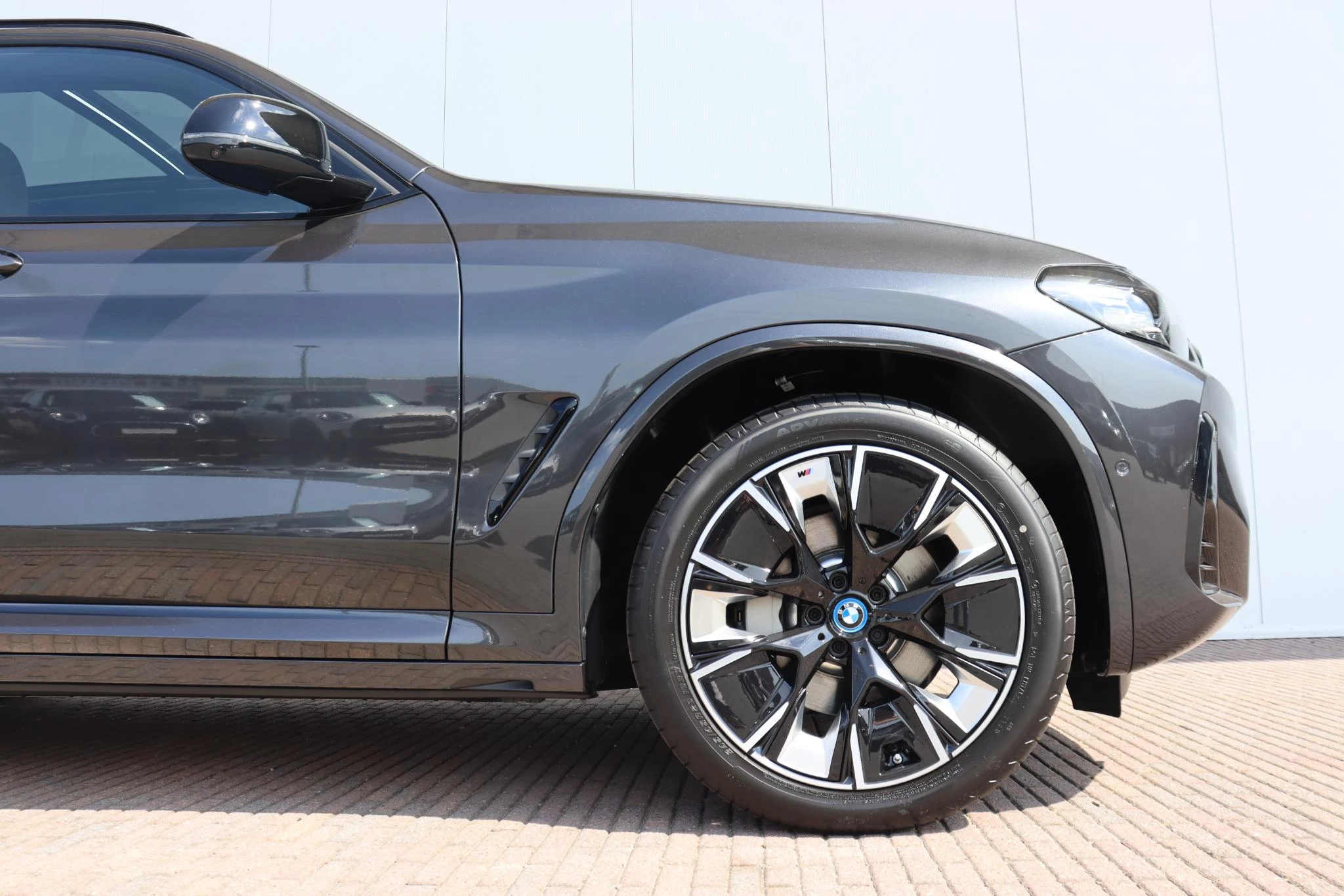 Hoofdafbeelding BMW iX3