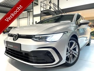 Volkswagen Golf 8 1.5 TSI 2x R-Line/ CarPlay/ Full LED/ ACC