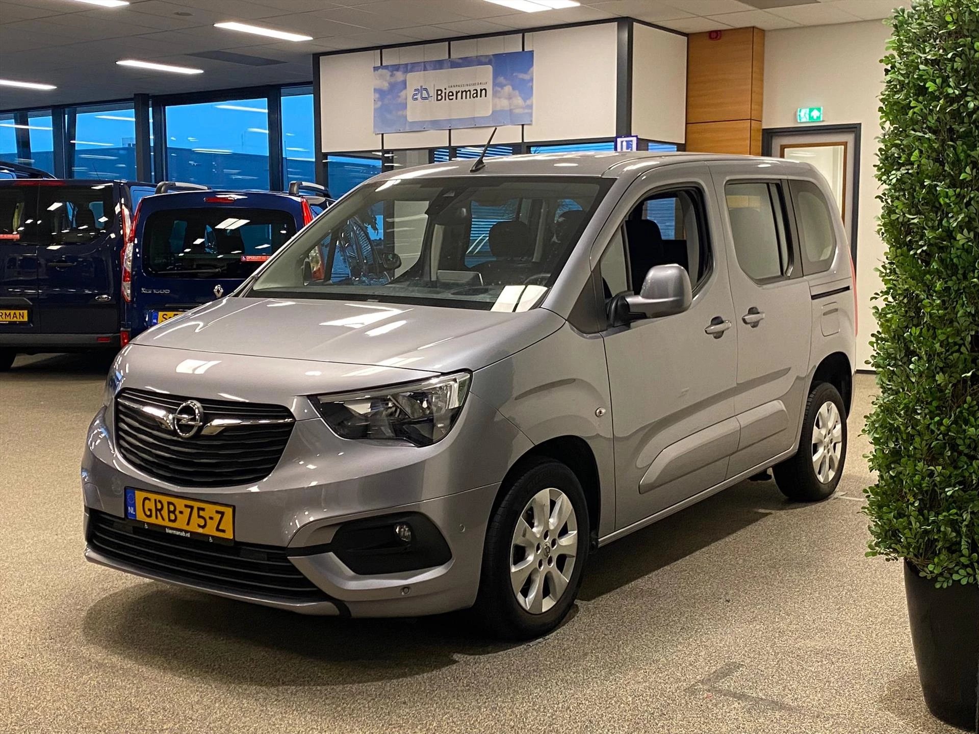 Hoofdafbeelding Opel Combo